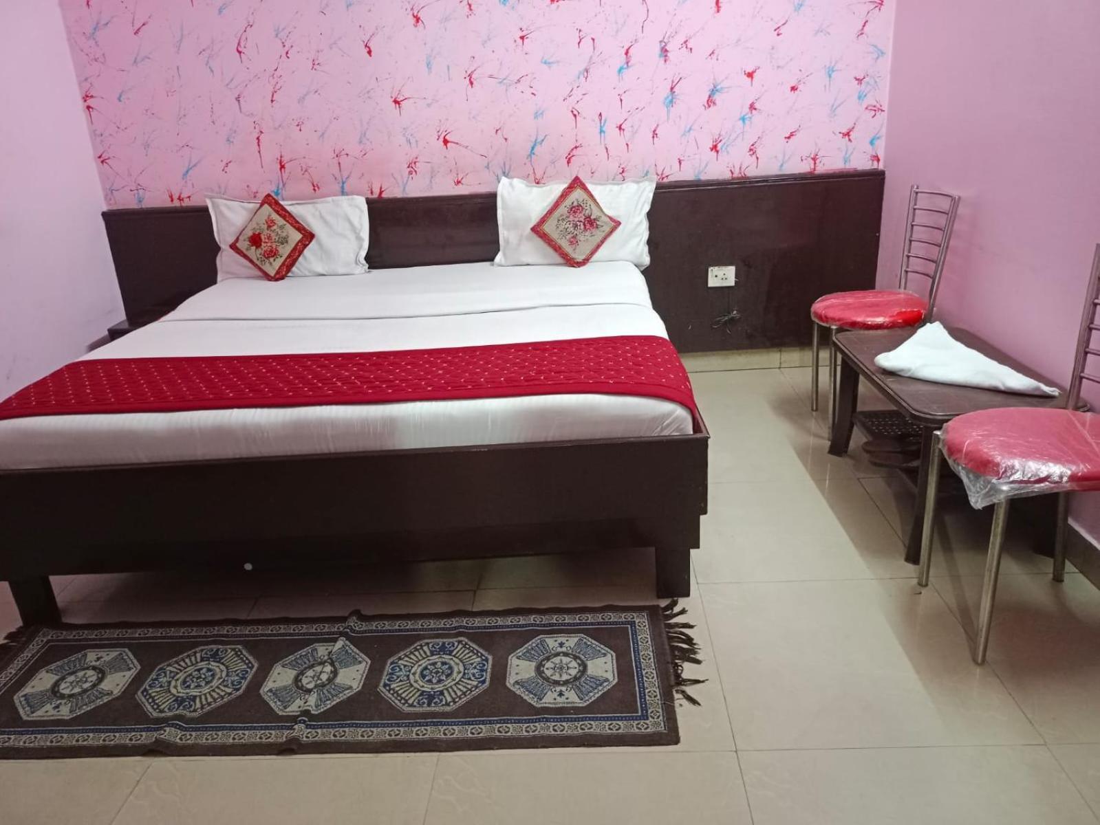 Airport Hotel Pariksheet Inn Neu-Delhi Exterior foto