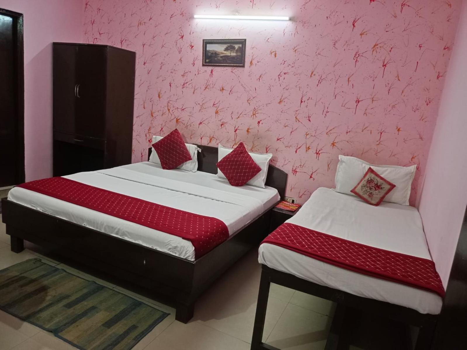 Airport Hotel Pariksheet Inn Neu-Delhi Exterior foto